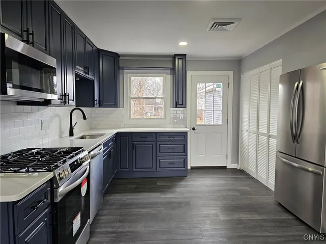 $221,900 | 46 Walnut Drive, Whitestown, NY 13492