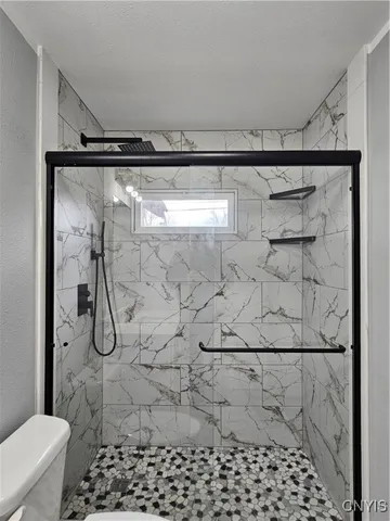 $221,900 | 46 Walnut Drive, Whitestown, NY 13492