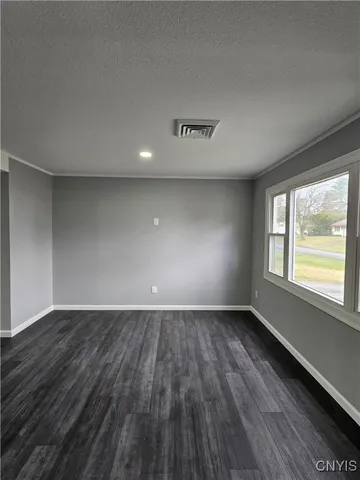 $221,900 | 46 Walnut Drive, Whitestown, NY 13492