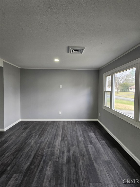 46 Walnut Drive Whitestown, NY 13492 - Photo 7 of 32