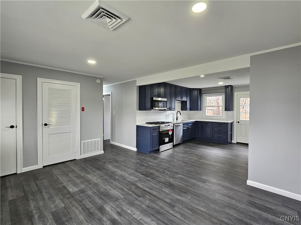 46 Walnut Drive Whitestown, NY 13492 - Photo 9 of 32