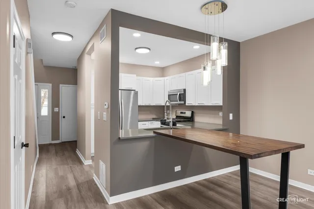 $299,900 | 1935 Calla Drive, Joliet, IL 60435