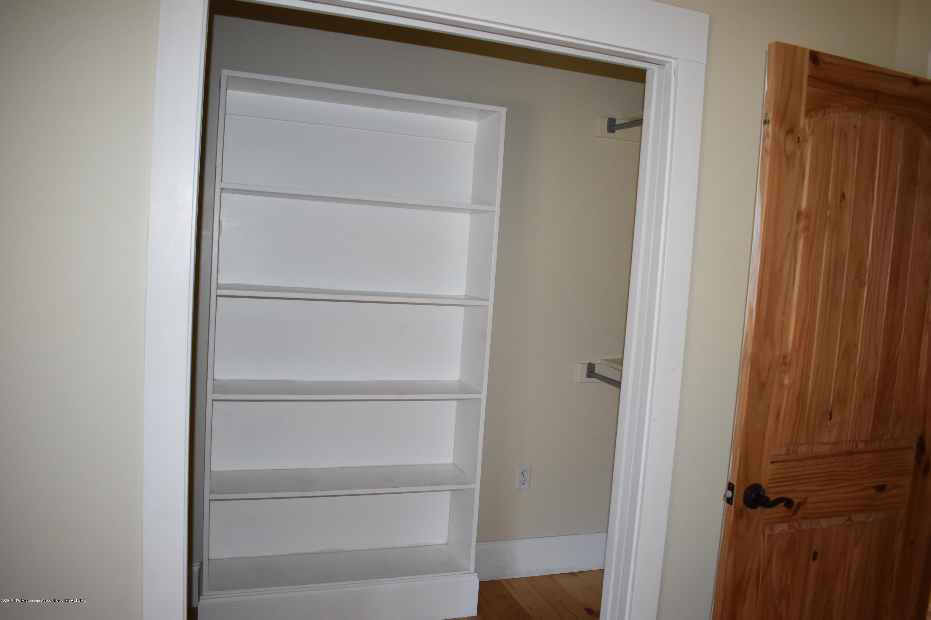 443 Laundre Road Coldwater, MS 38618 - Photo 17 of 27 master closet