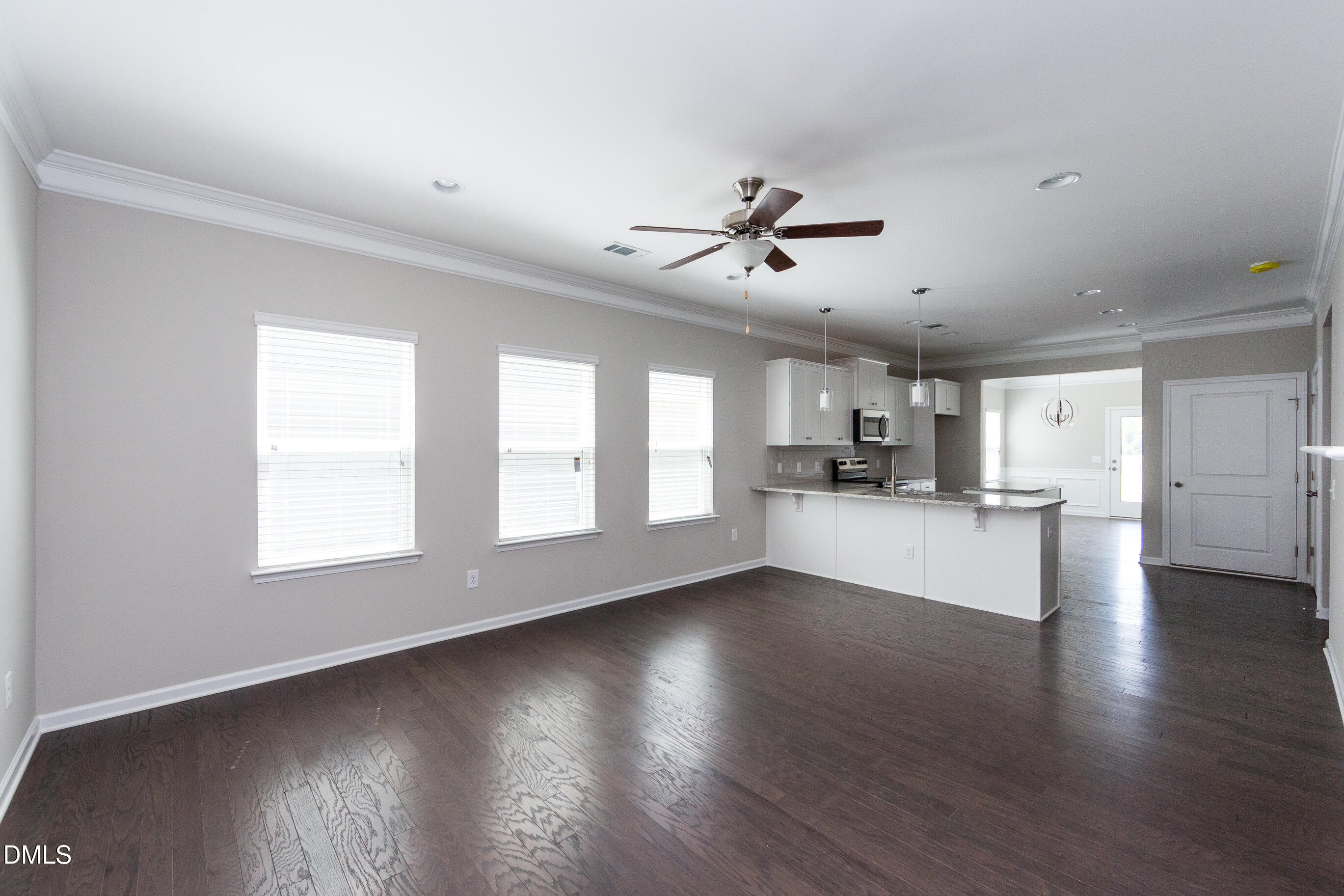 2915 Lemon Springs Road Sanford, NC 27332 - Photo 4 of 26