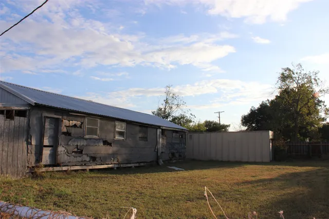 a backyard of a house
