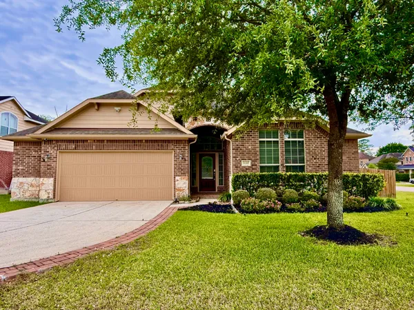 $489,000 | 8139 Edenwood Drive, Spring, TX 77389