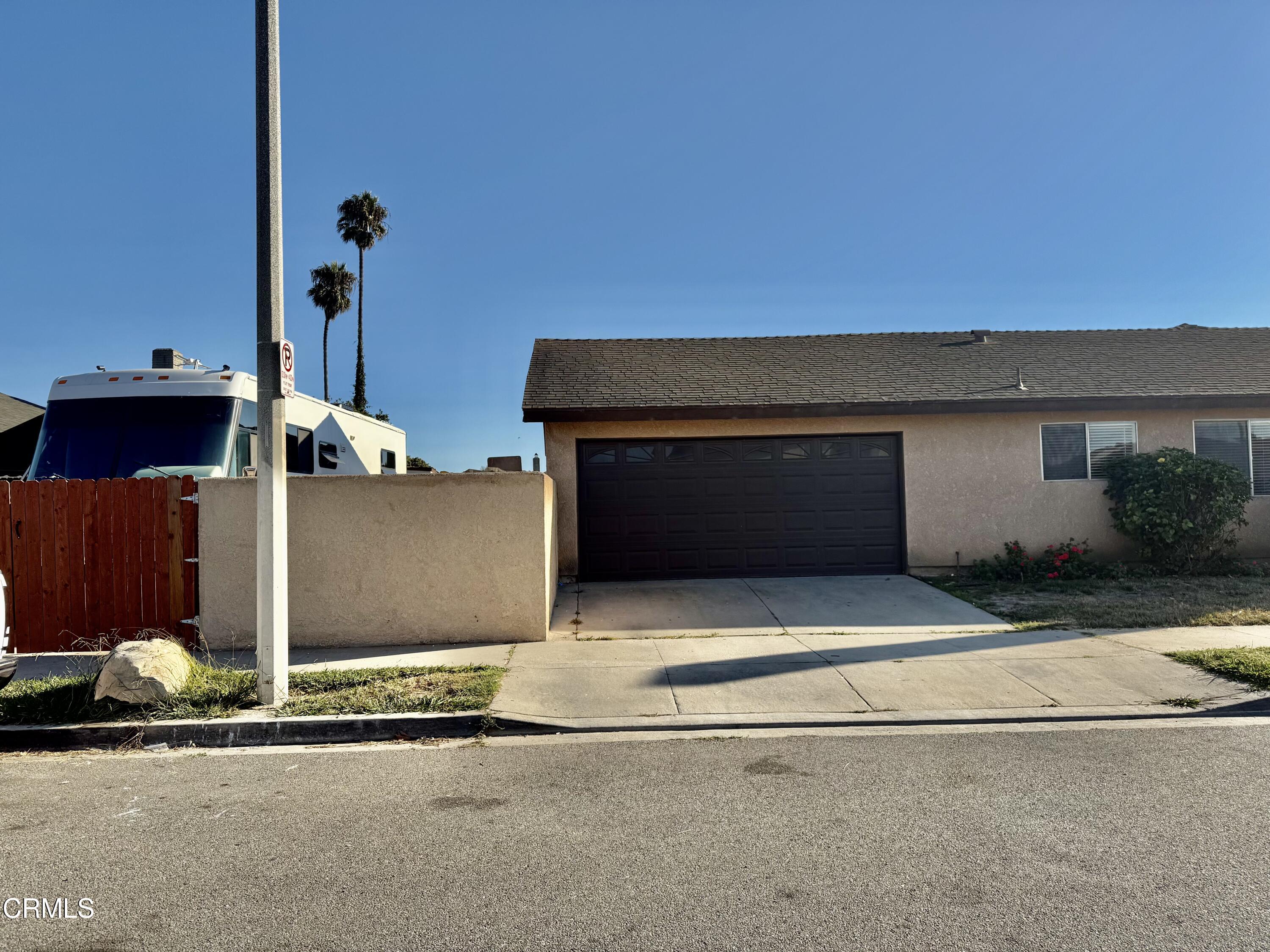 4800 Clover Drive Oxnard, CA 93033 - Photo 4 of 12 IMG_0016