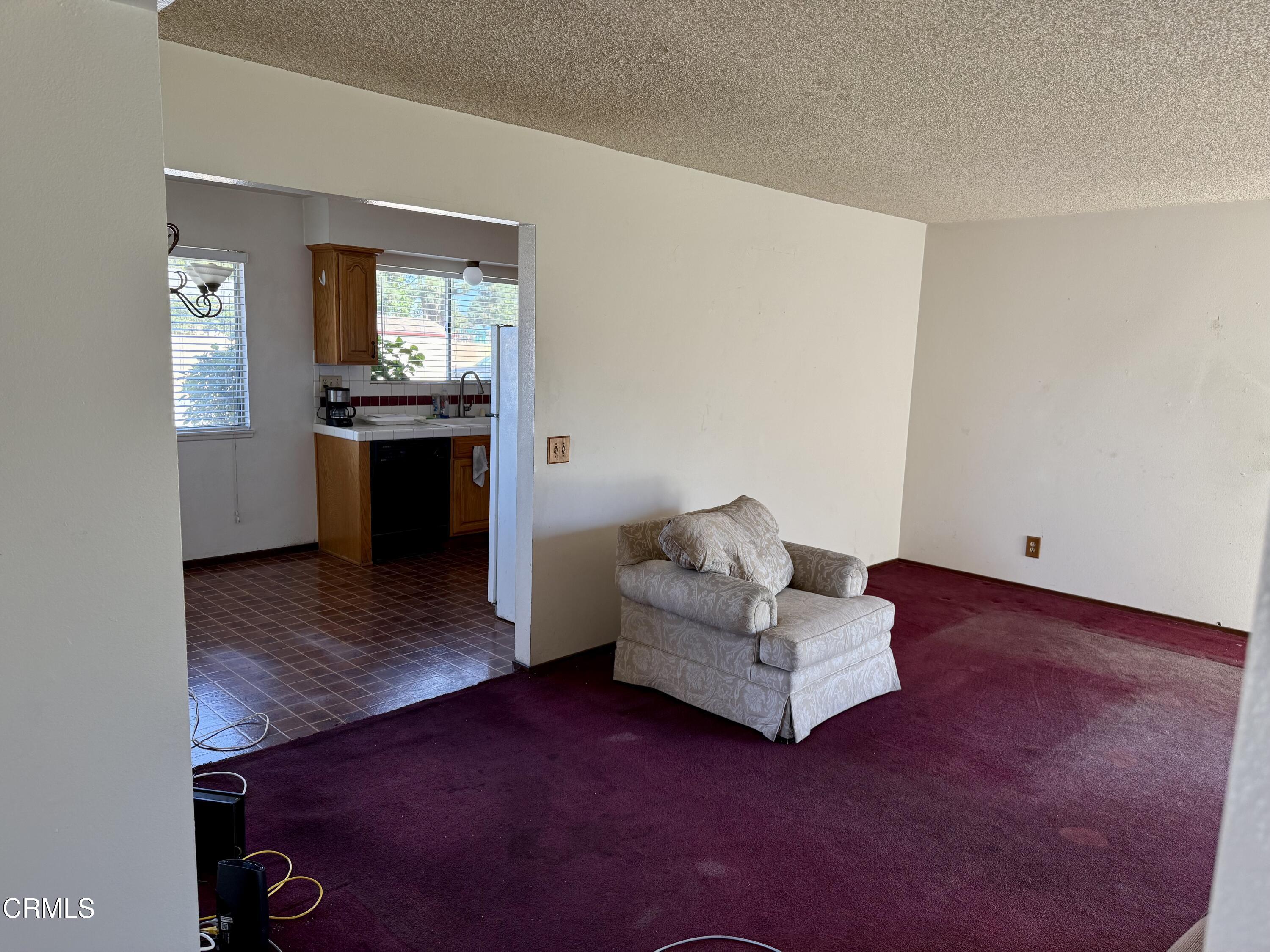 4800 Clover Drive Oxnard, CA 93033 - Photo 6 of 12 Living Room