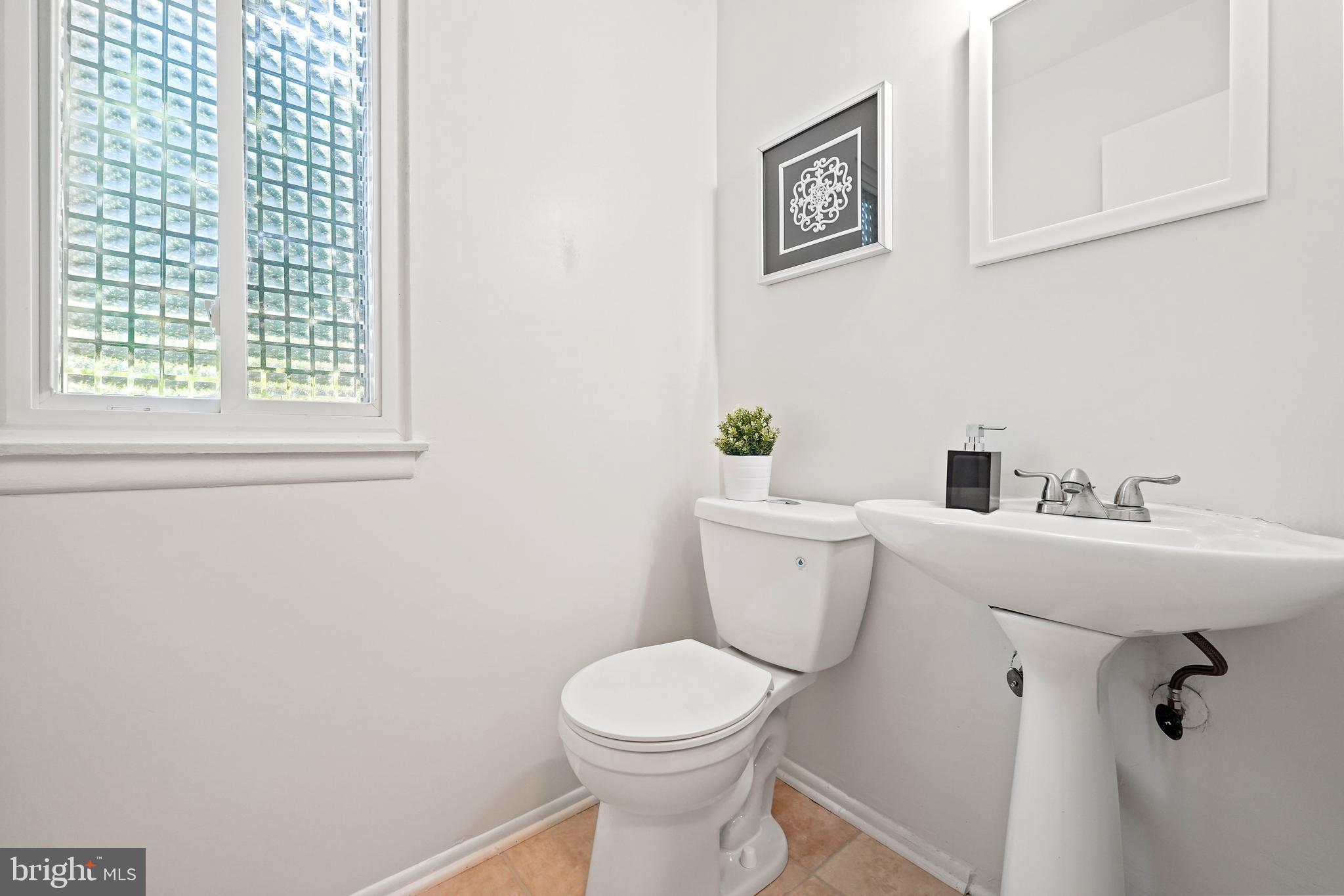 42 Stonegate Drive Silver Spring, MD 20905 - Photo 27 of 54