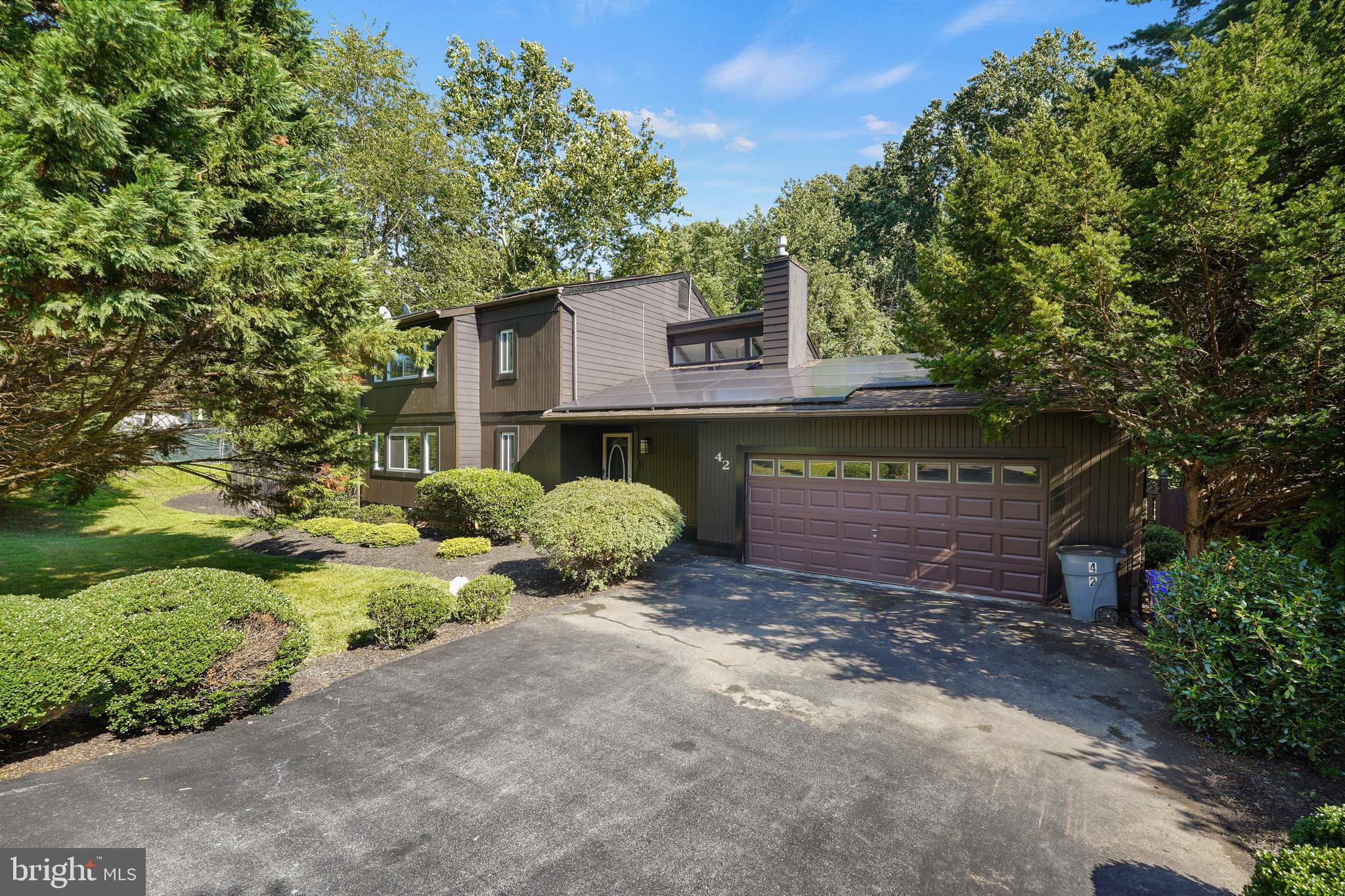 42 Stonegate Drive Silver Spring, MD 20905 - Photo 3 of 54