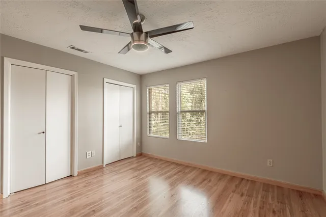 $1,250 | 2521 Crosstimbers Street, Unit F5, Huntsville, TX 77320