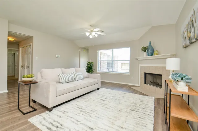 $2,100 | 20506 Port Bishop Lane, Richmond, TX 77407