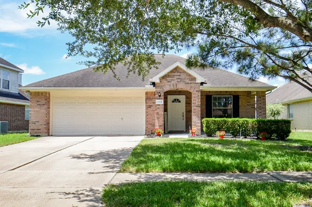 $2,100 | 20506 Port Bishop Lane, Richmond, TX 77407