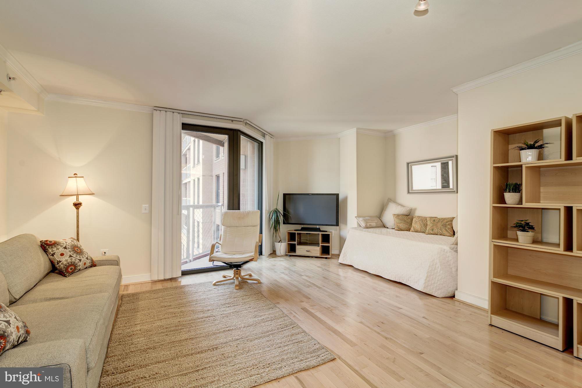 631 D Street Northwest, Unit 738 Washington, DC 20004 - Photo 12 of 25 Interior (General)