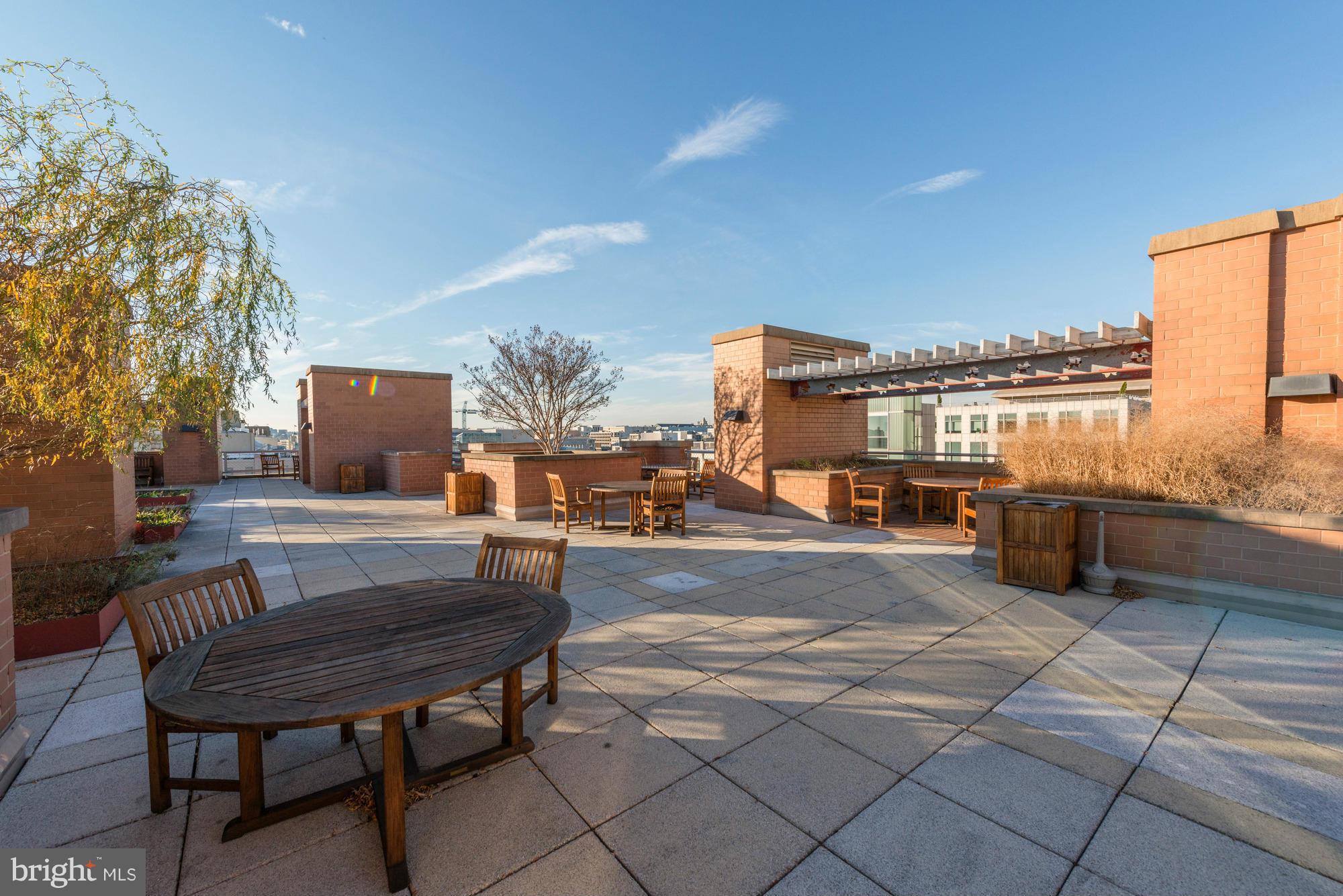 631 D Street Northwest, Unit 738 Washington, DC 20004 - Photo 6 of 25 Exterior (General)