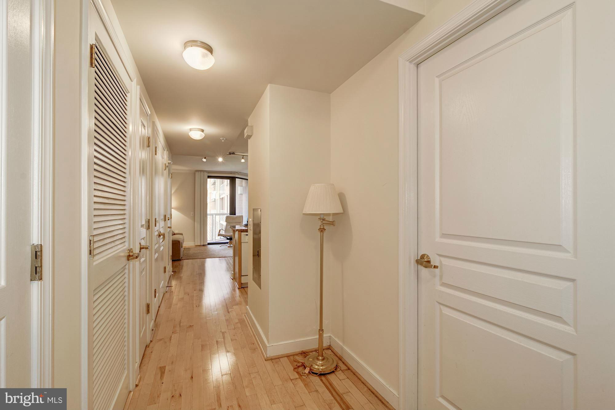 631 D Street Northwest, Unit 738 Washington, DC 20004 - Photo 7 of 25 Interior (General)