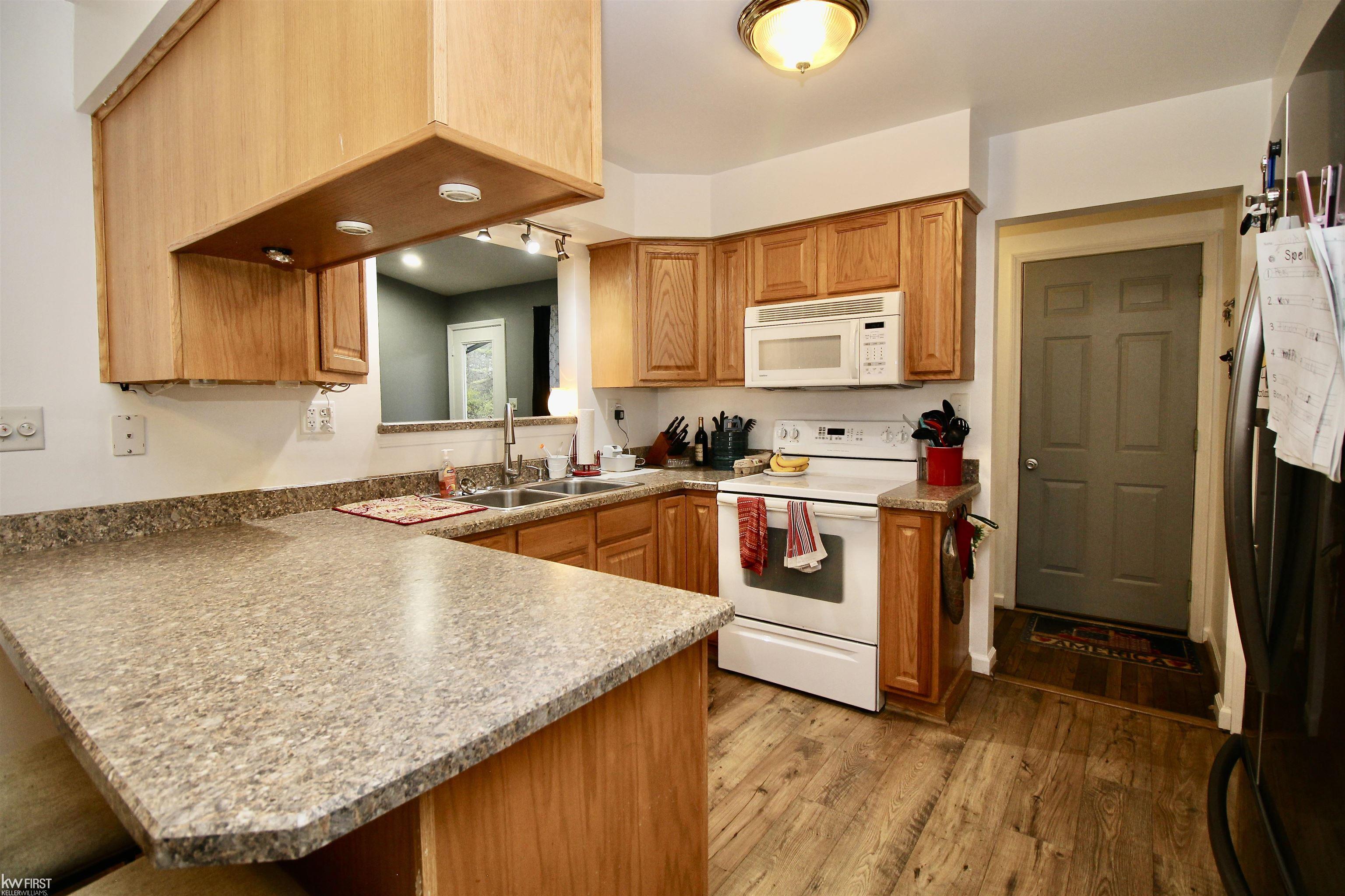 6355 North McKinley Road Flushing, MI 48433 - Photo 12 of 32