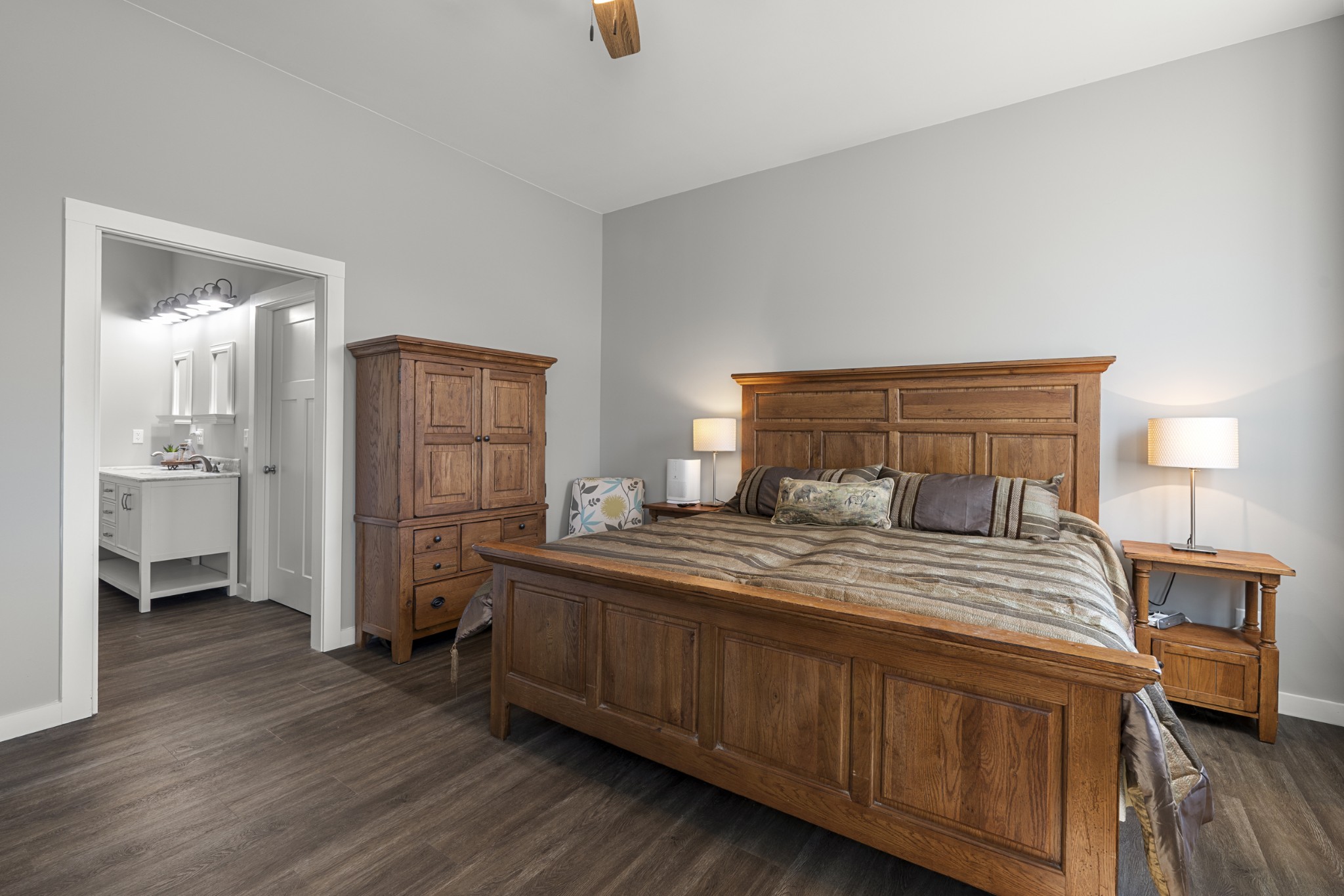 3363 Ridge Road Columbia, TN 38401 - Photo 16 of 43 a bedroom with a bed and a mirror