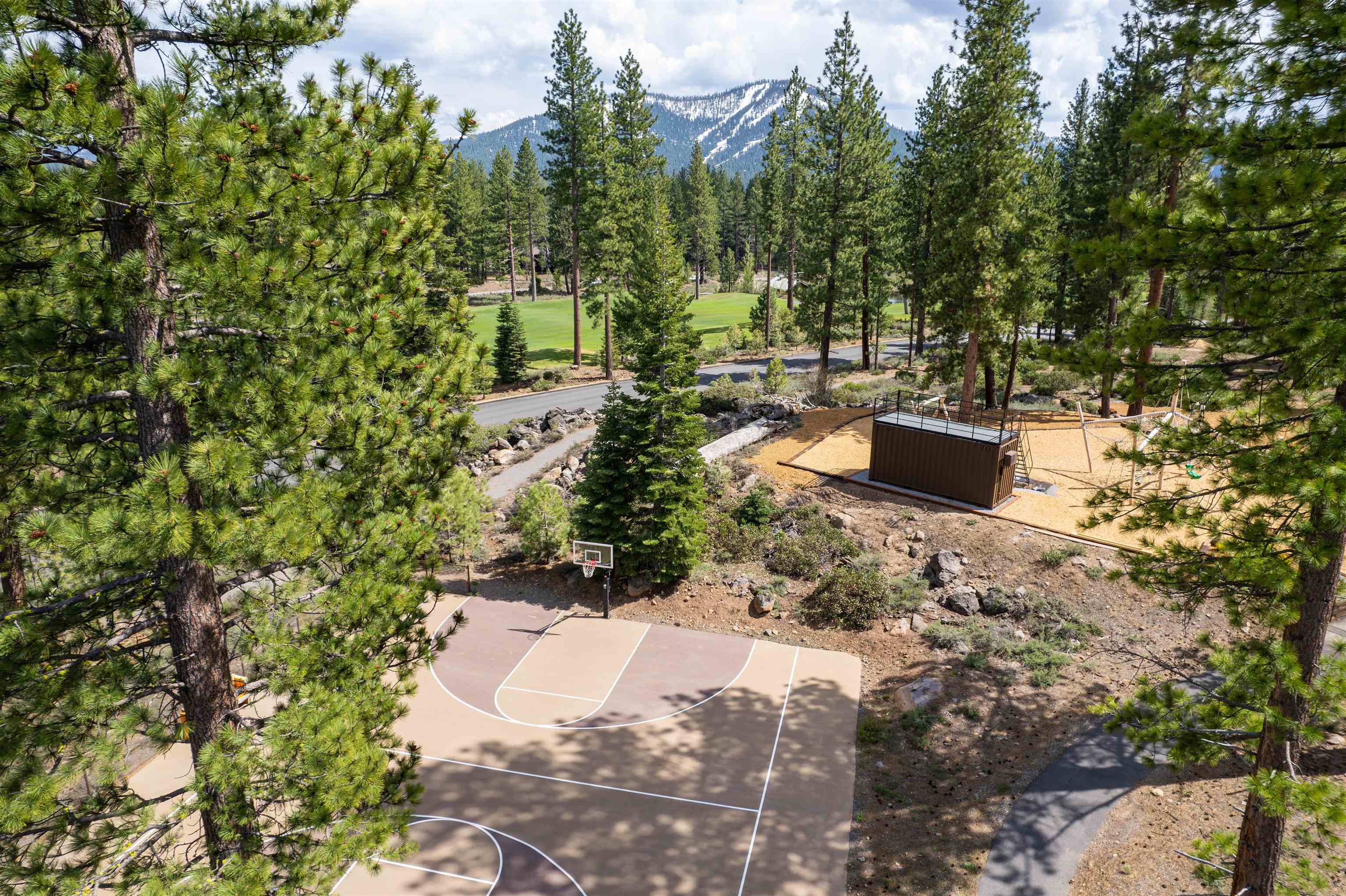 9320 Nine Bark Road Truckee, CA 96161 - Photo 7 of 13 Gallery Image 7