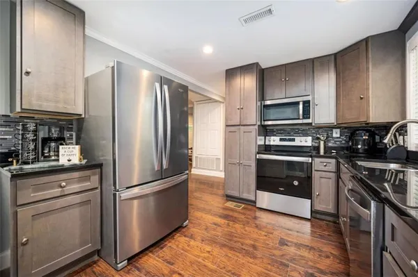 $2,000 | 3479 Thompson Drive Northwest, Atlanta, GA 30331