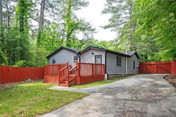 $2,000 | 3479 Thompson Drive Northwest, Atlanta, GA 30331