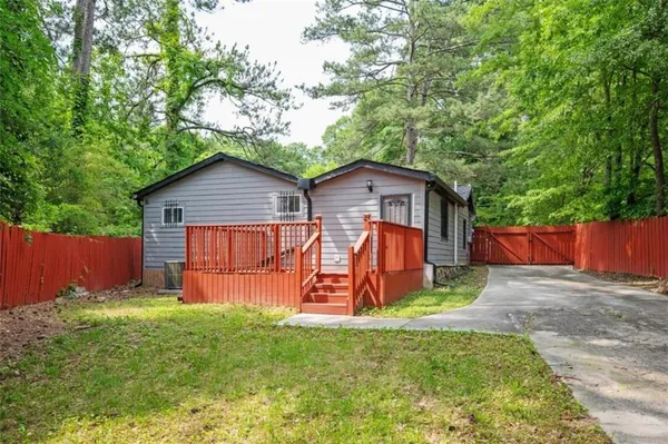 $2,000 | 3479 Thompson Drive Northwest, Atlanta, GA 30331