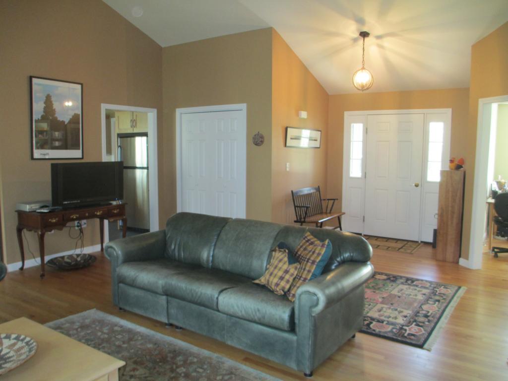 13 Josiah Bartlett Road, Unit 13 Amherst, NH 03031 - Photo 13 of 31