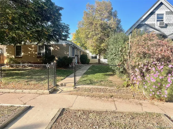 $2,350 | 3463 West 33rd Avenue, Denver, CO 80211