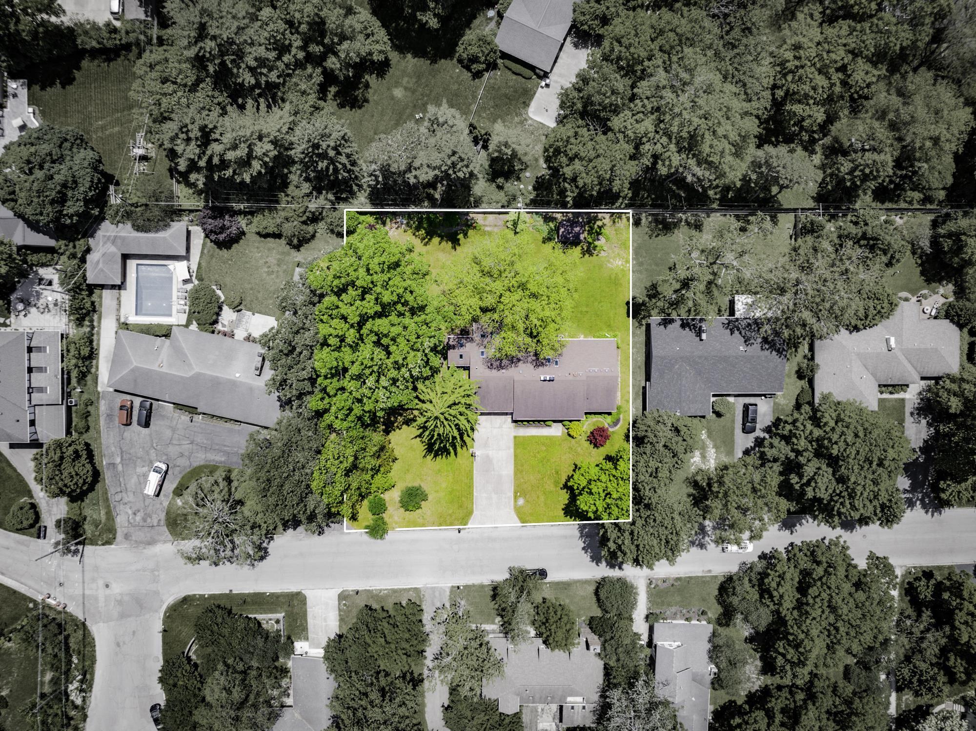 2505 West Petty Road Muncie, IN 47304 - Photo 2 of 32 Gallery Image 2