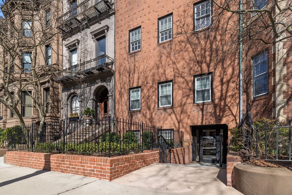 122 Beacon Street, Unit 5 Boston, MA 02116 - Photo 16 of 16