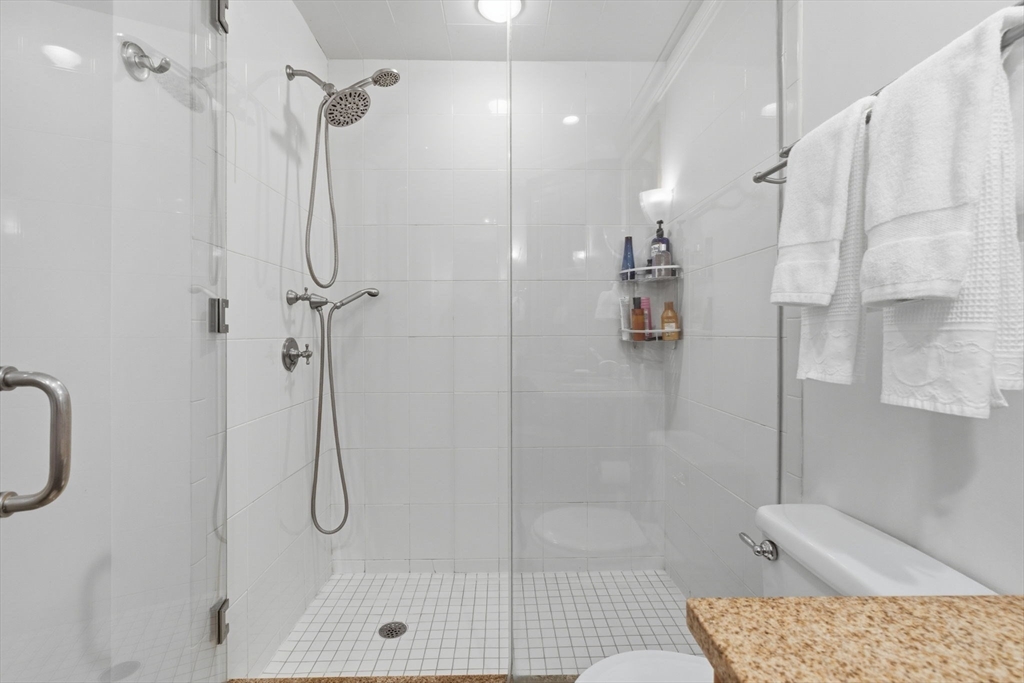 122 Beacon Street, Unit 5 Boston, MA 02116 - Photo 8 of 16