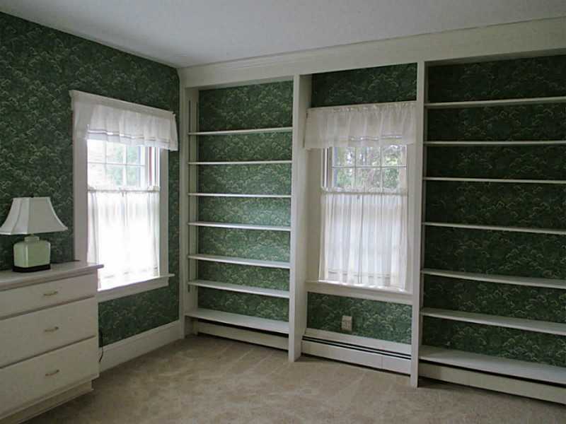 19 Chapin Road Barrington, RI 02806 - Photo 9 of 9 Executive Office/Suite. could be used as 1st floor bedroom