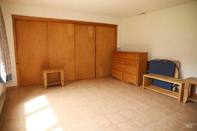 $875,000 | 1021 Claypit Road, Troy, ID 83871