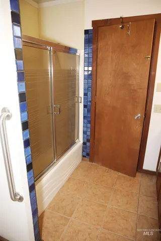 $875,000 | 1021 Claypit Road, Troy, ID 83871