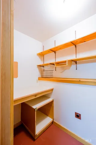 $875,000 | 1021 Claypit Road, Troy, ID 83871