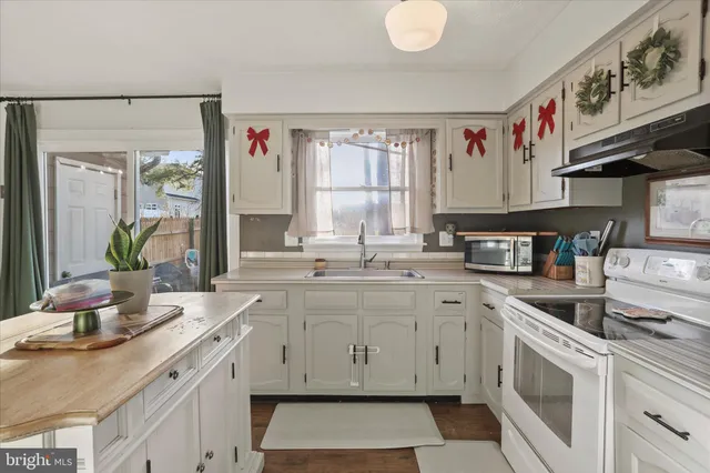 $229,000 | 219 Brunswick Road, Stephens City, VA 22655