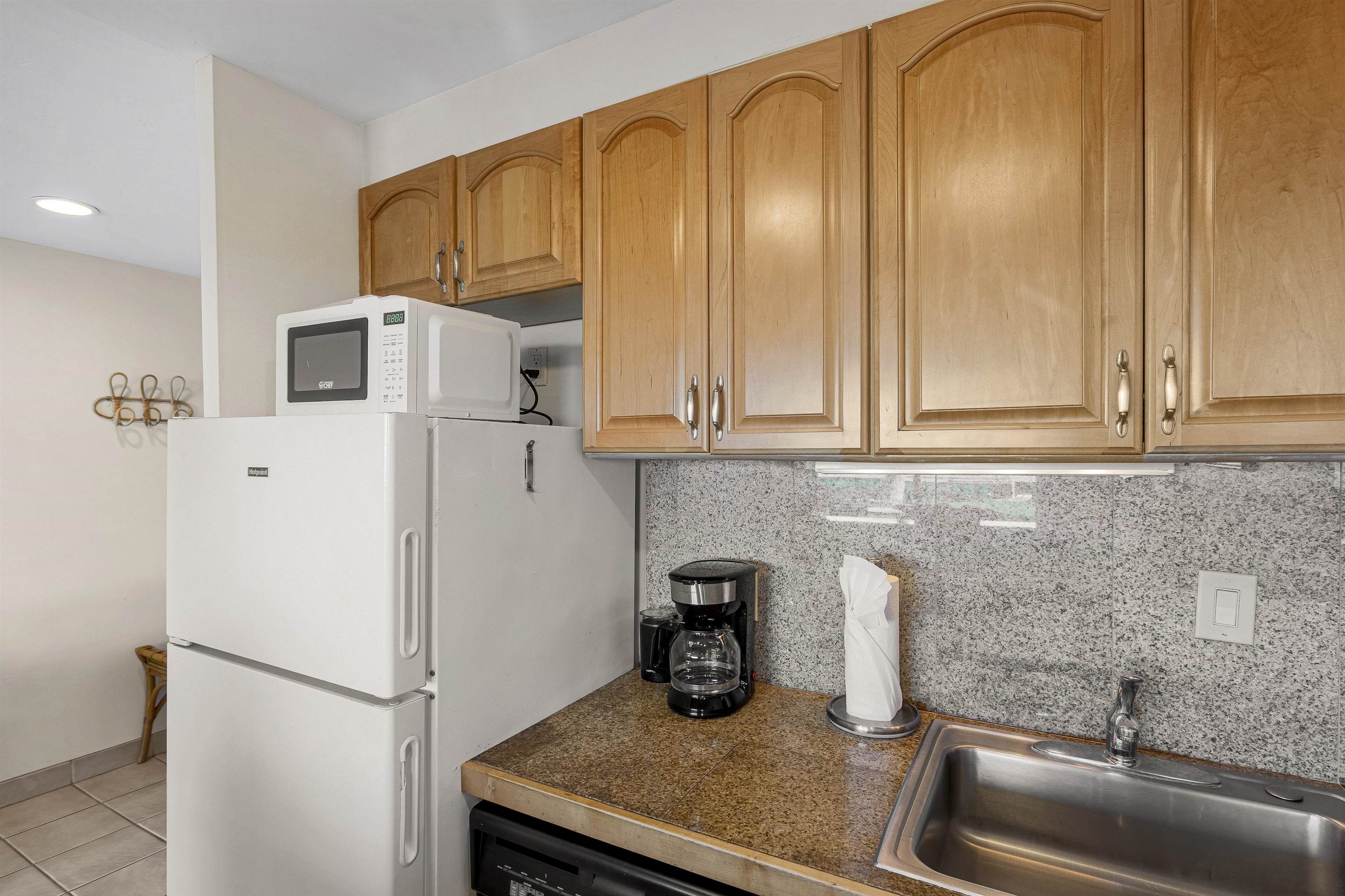 3741 Lower Honoapiilani Road, Unit 104 Lahaina, HI 96761 - Photo 10 of 39 Gallery Image 10