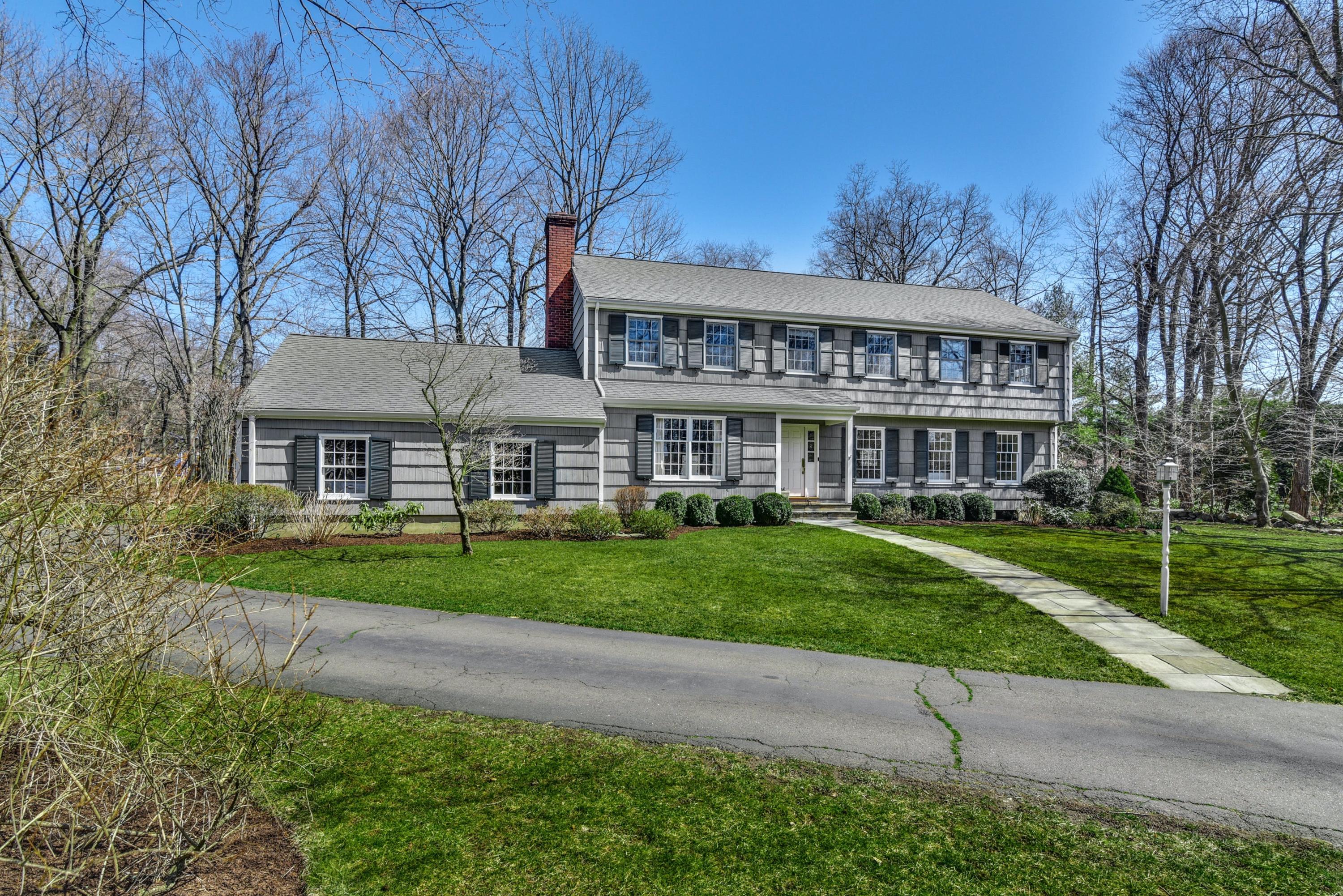 26 Royle Road Darien, CT 06820 - Photo 4 of 43 26 Royle - Front of House