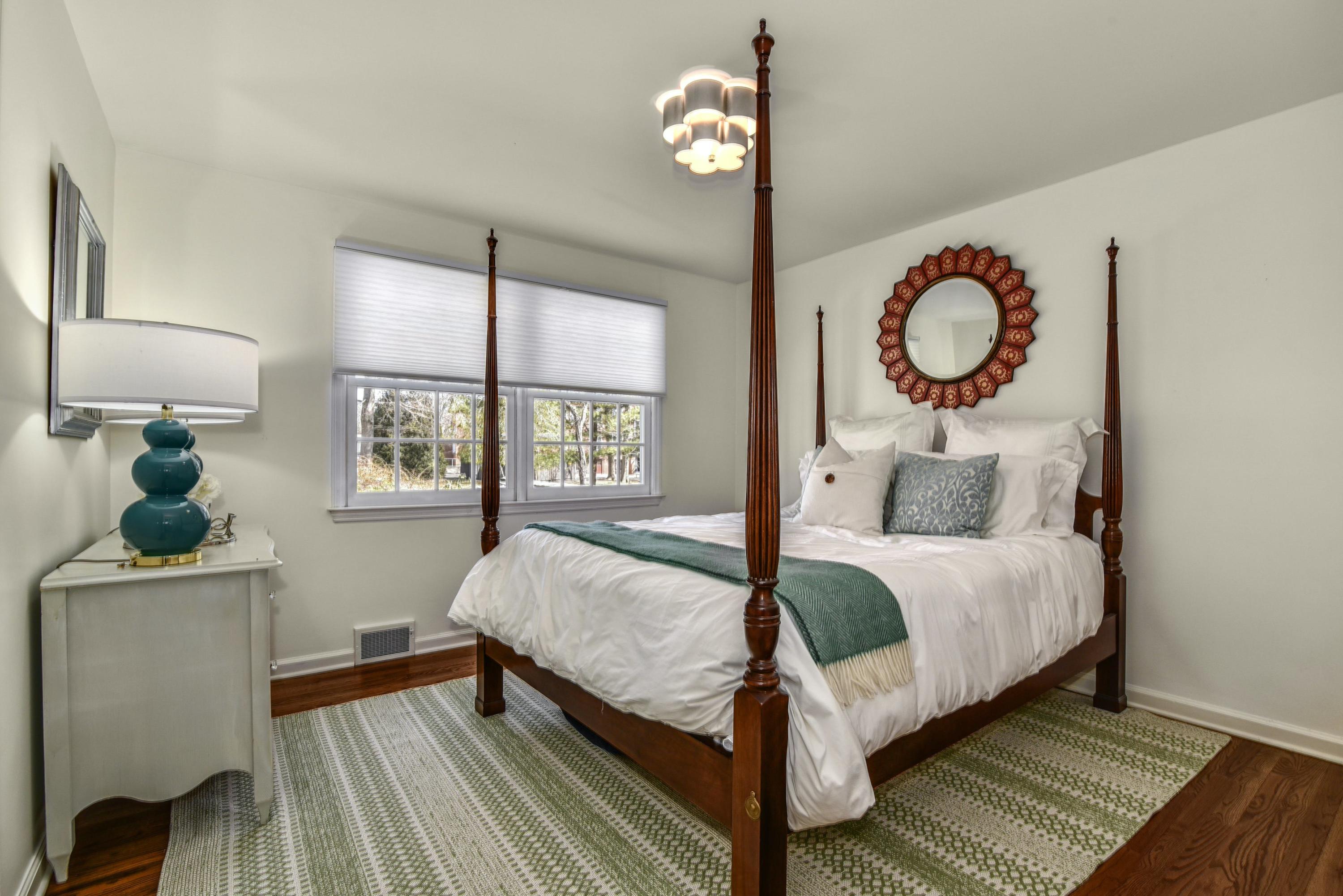26 Royle Road Darien, CT 06820 - Photo 33 of 43 Upstairs Bedroom 5