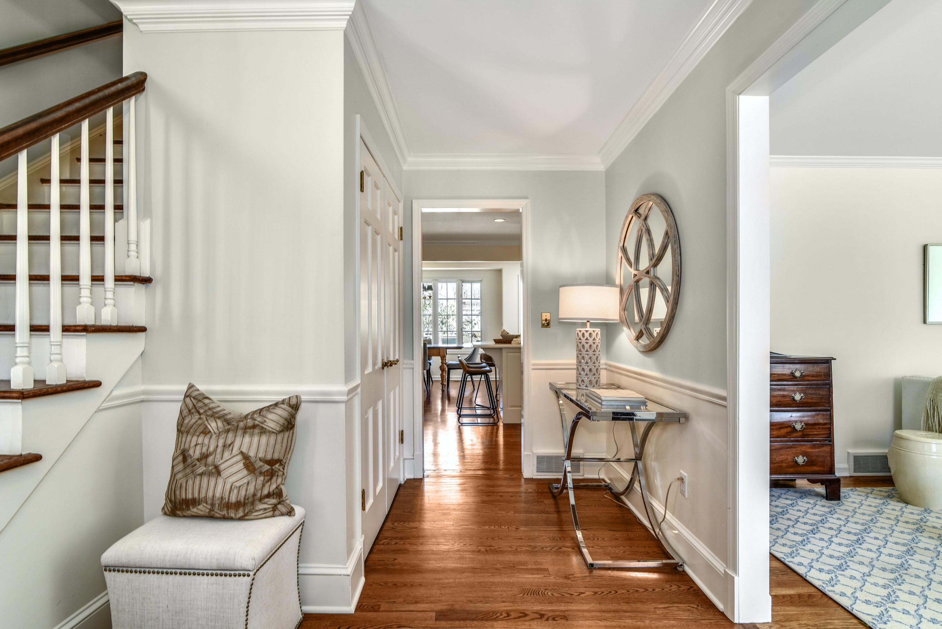 26 Royle Road Darien, CT 06820 - Photo 7 of 43 Foyer