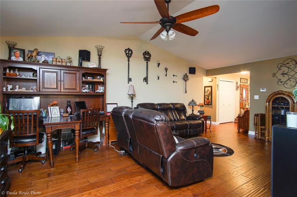 955 Easy Street Crown Point, IN 46307 - Photo 4 of 18 Gallery Image 4