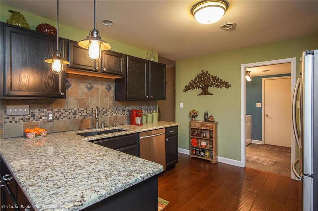 955 Easy Street Crown Point, IN 46307 - Photo 6 of 18 Gallery Image 6
