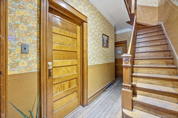$1,275,000 | 60-67 Putnam Avenue | Ridgewood