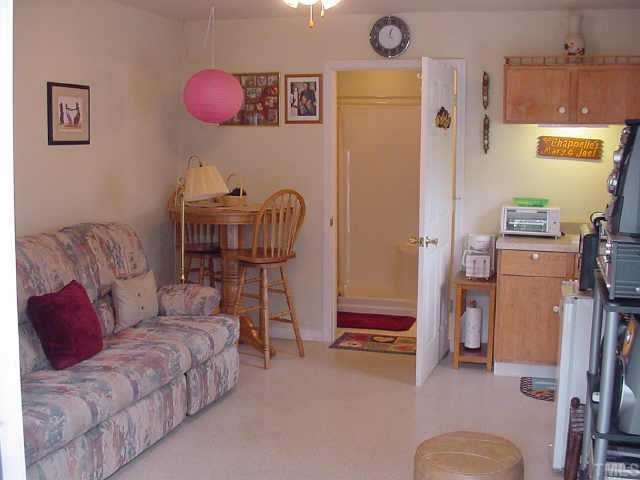 233 Hawks Road Norlina, NC 27563 - Photo 4 of 10 Seperate guest suite off the 2 car garage; all heated & cooled with full bath & kitchenette!