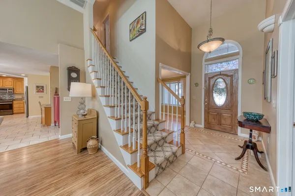 $595,000 | 20 Renn Lane, Berlin, CT 06037