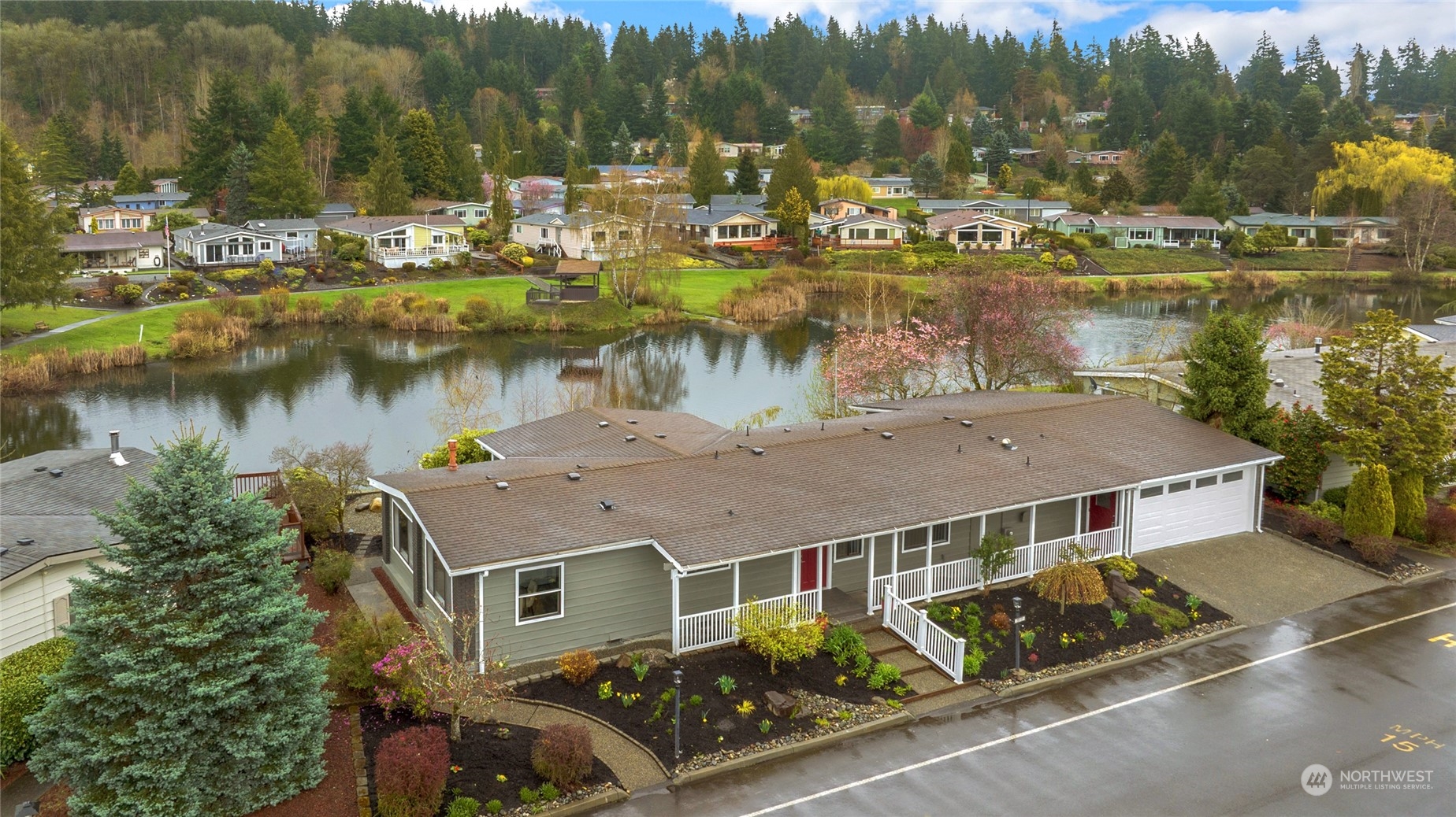 23727 Lake Drive West Bothell, WA 98021 - Photo 1 of 6 Gallery Image 1
