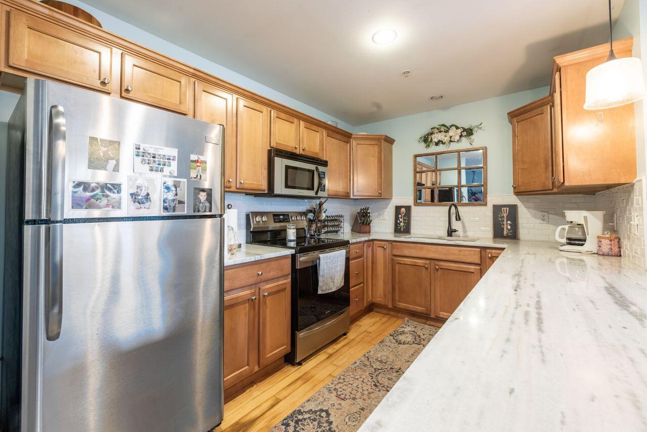 9 Signal Street, Unit 9 Sanford, ME 04083 - Photo 11 of 22 3G0A5713
