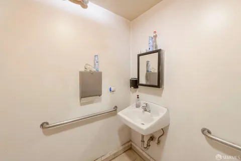 $4,200,000 | 637-639 Clement Street, San Francisco, CA 94118