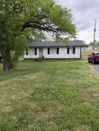 $184,900 | 901 East College Street, Pulaski, TN 38478