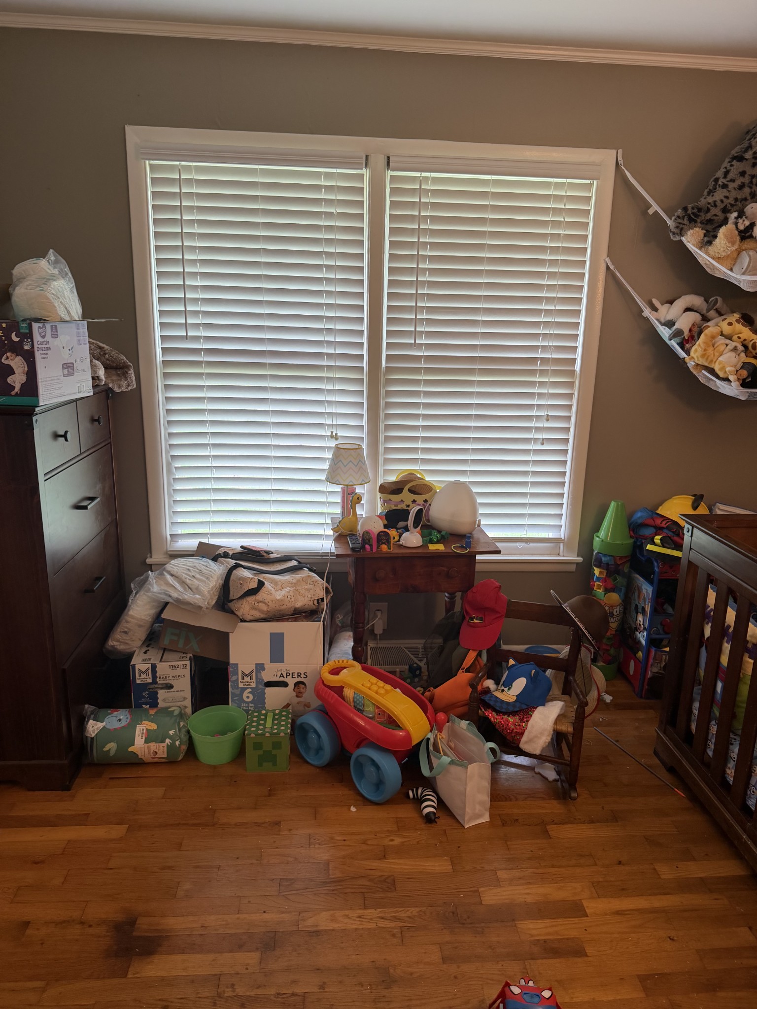 901 East College Street Pulaski, TN 38478 - Photo 15 of 20 a room with furniture and a window